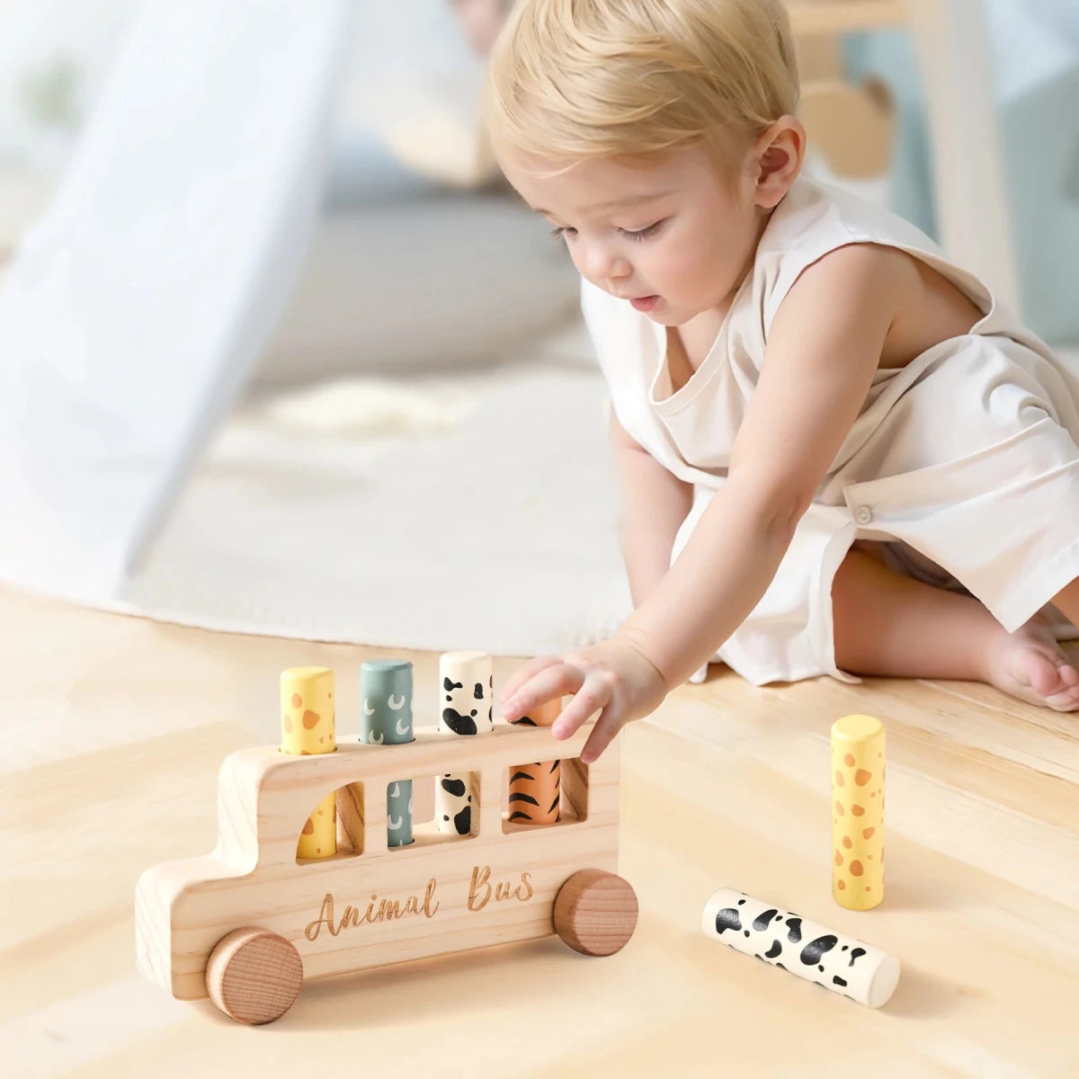 Bus en Bois Animaux 2-en-1 – Jouet Montessori d'Éveil et Motricité Fine - jouetsbebe.com