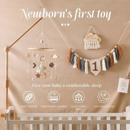 Mobile en bois pour bébé 0 - 12 mois - jouetsbebe.com
