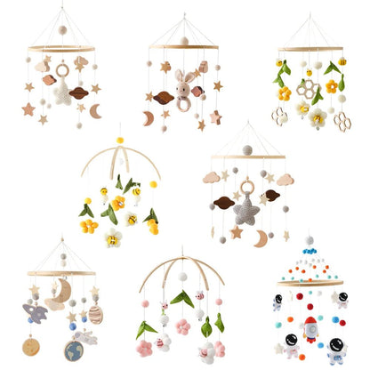 Mobile en bois pour bébé 0 - 12 mois - jouetsbebe.com