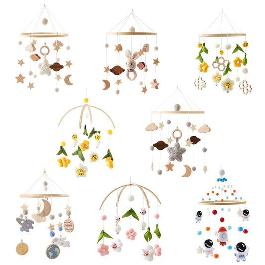 Mobile en bois pour bébé 0 - 12 mois - jouetsbebe.com