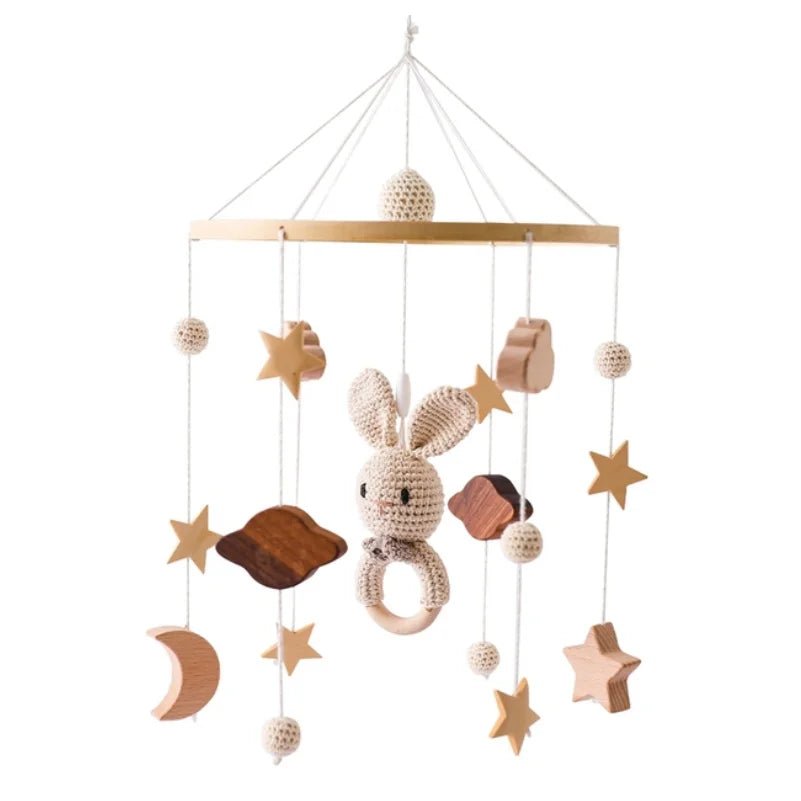 Mobile en bois pour bébé - jouetsbebe.com