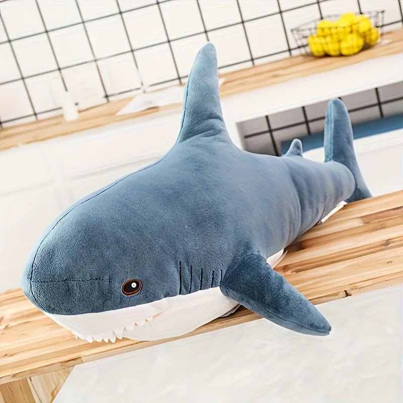 Peluche Requin Géante Ultra Douce – Coussin & Compagnon de Sommeil (40 à 58 cm) - jouetsbebe.com
