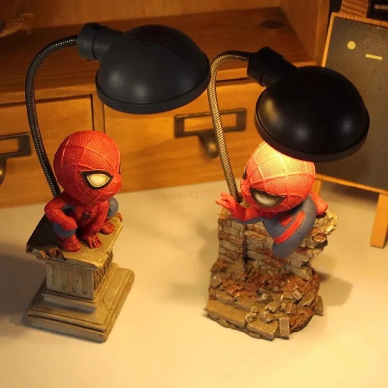 🕷️ Veilleuse Spider - Man Marvel – Lampe de Nuit Figurine 14cm 💡 - jouetsbebe.com